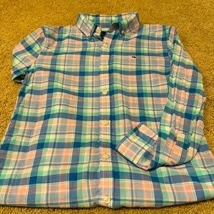 Boys plaid Vineyard Vines Oxford M size 12/14.